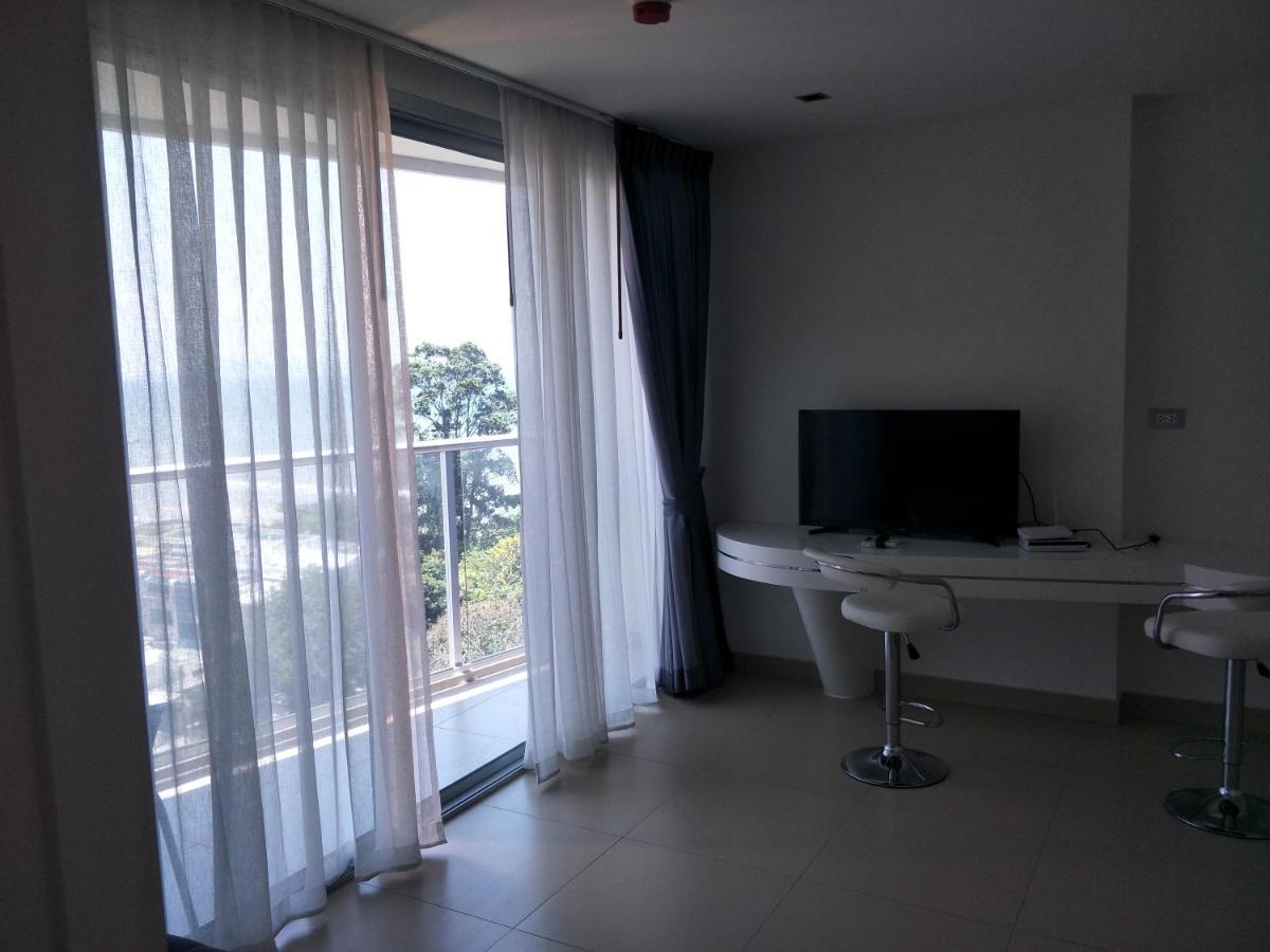 Sands Pratamnak Pattaya Exterior photo