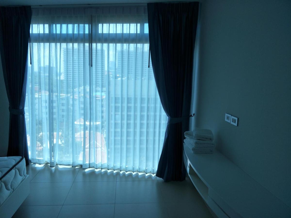 Sands Pratamnak Pattaya Exterior photo